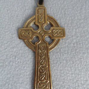 BRASS CELTIC CROSS ORNAMENT / PAPER WEIGHT